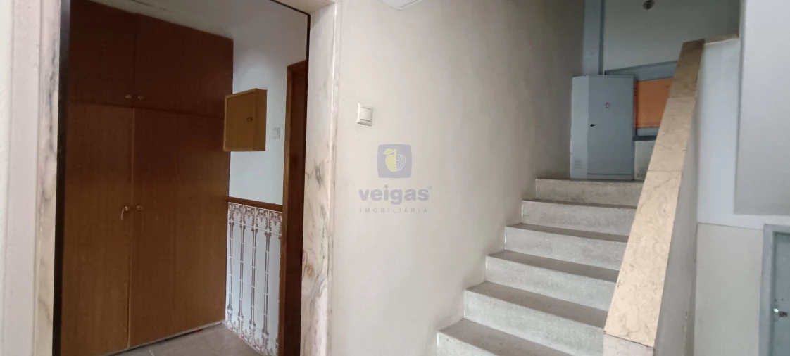 Apartamento T2 para Venda em Benfica Foto 16