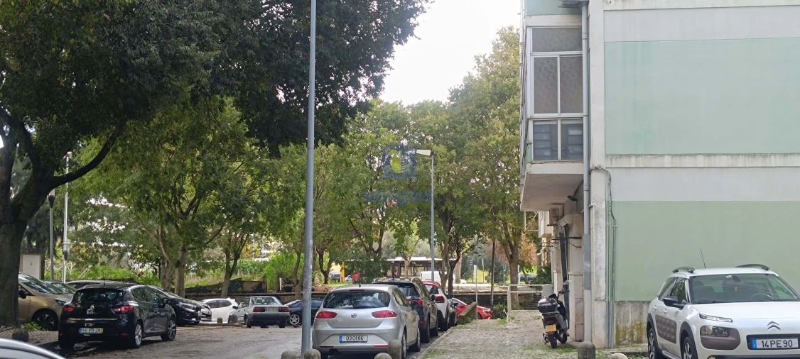 Apartamento T2 para Venda em Benfica Foto 28