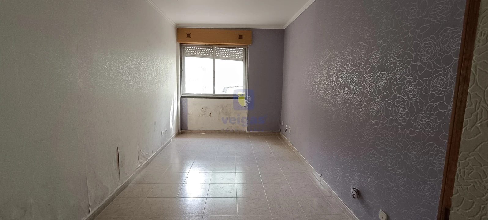 Apartamento T2 para Venda em Benfica Foto 5