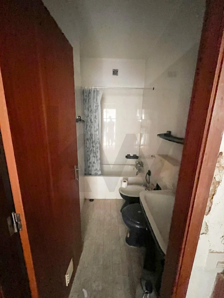 Apartamento T1 para Venda em Portimão Foto 6