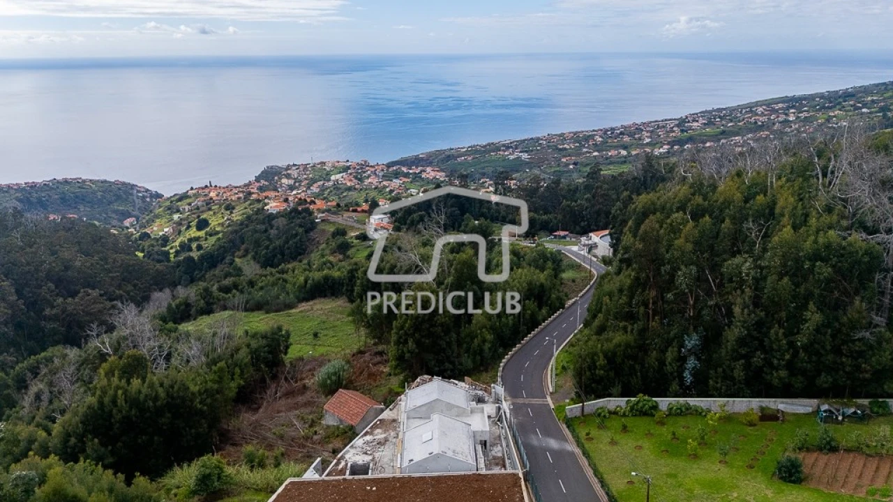 Moradia T2 para Venda em Calheta Foto 33