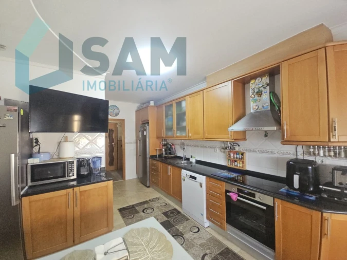 Apartamento T2 para Venda em Santa Maria, São Pedro e Matacães Foto 4