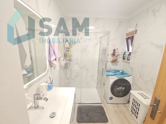 Apartamento T2 para Venda em Santa Maria, São Pedro e Matacães Foto 15