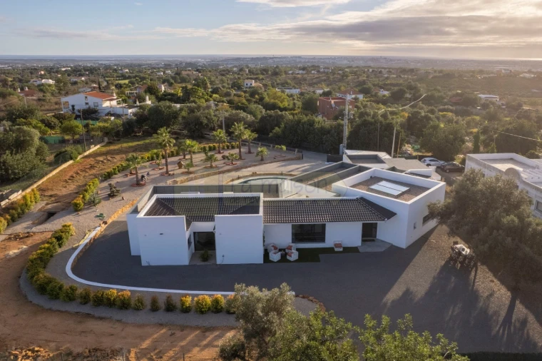 Moradia T4 para Venda em Conceição e Estoi Foto 5