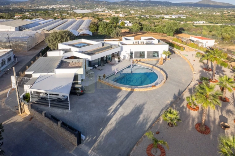 Moradia T4 para Venda em Conceição e Estoi Foto 8