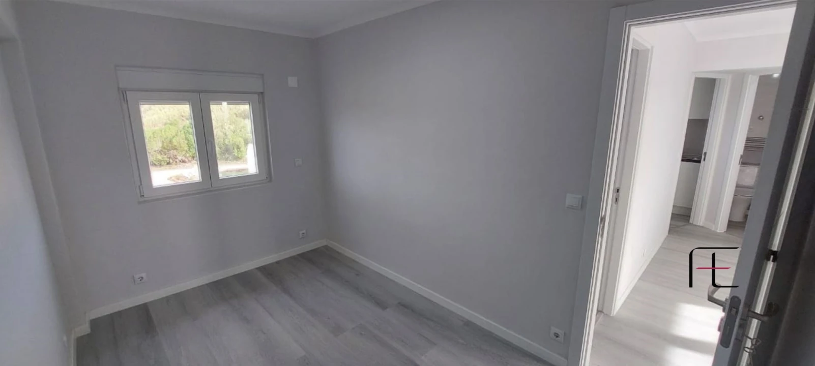 Apartamento T2 para Venda em Pontinha e Famões Foto 8