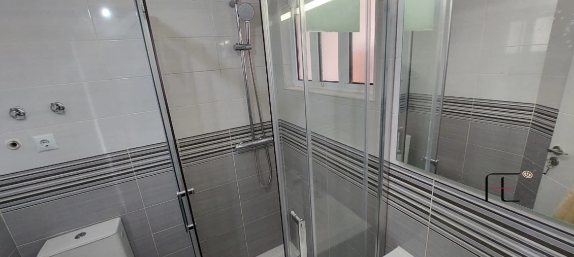 Apartamento T2 para Venda em Pontinha e Famões Foto 19