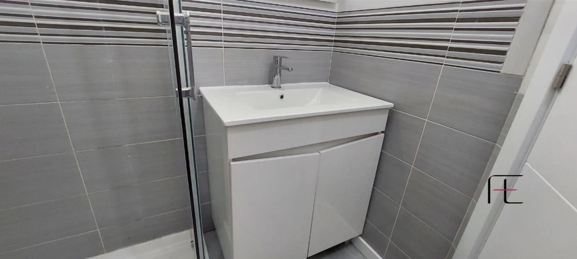 Apartamento T2 para Venda em Pontinha e Famões Foto 22
