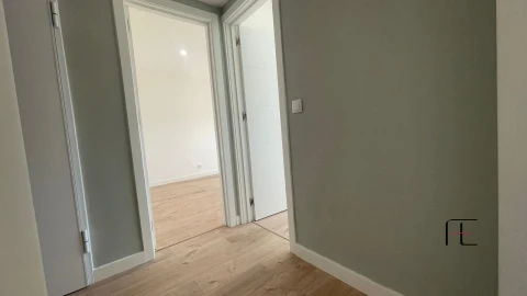 Apartamento T3 para Venda em Queluz e Belas