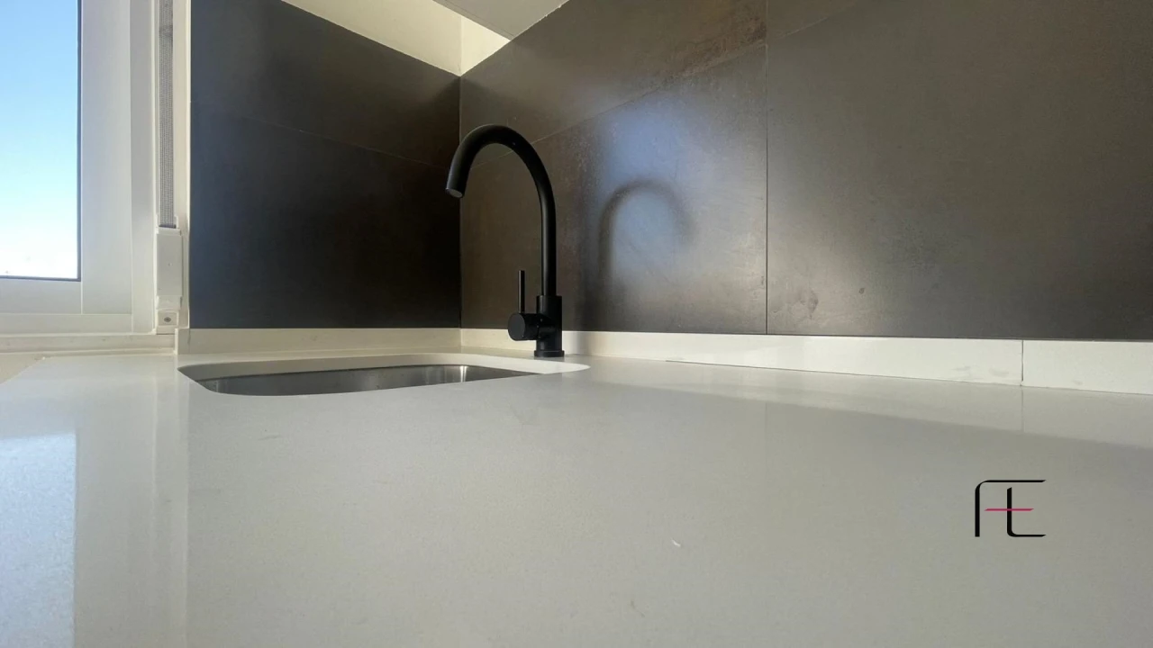 Apartamento T3 para Venda em Queluz e Belas Foto 3