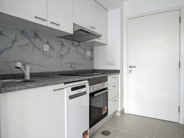 Apartamento T1 para Arrendamento em Aradas