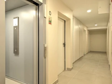 Apartamento T1 para Arrendamento em Aradas