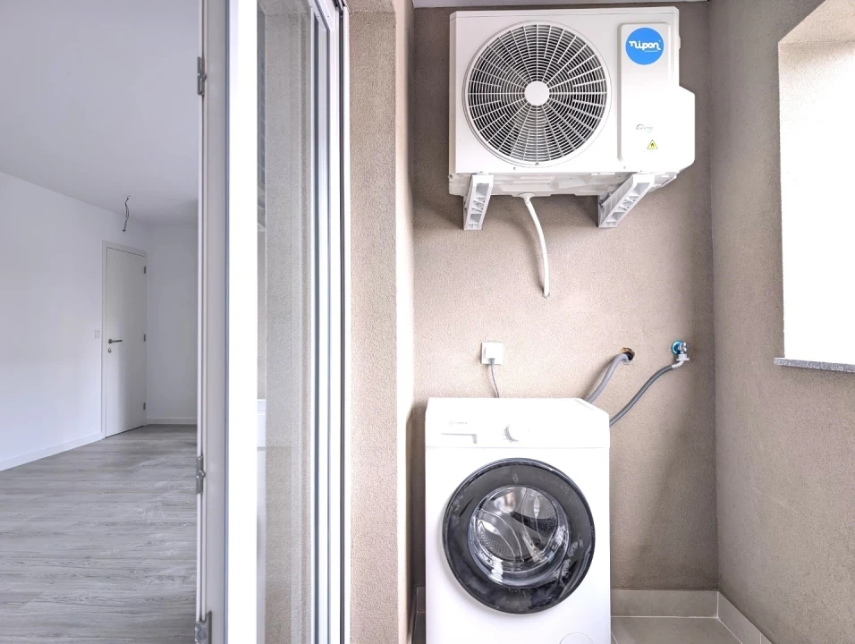 Apartamento T1 para Arrendamento em Aradas Foto 7
