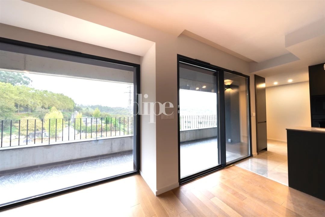 Apartamento T3 para Venda em Candoso Santiago e Mascotelos Foto 9