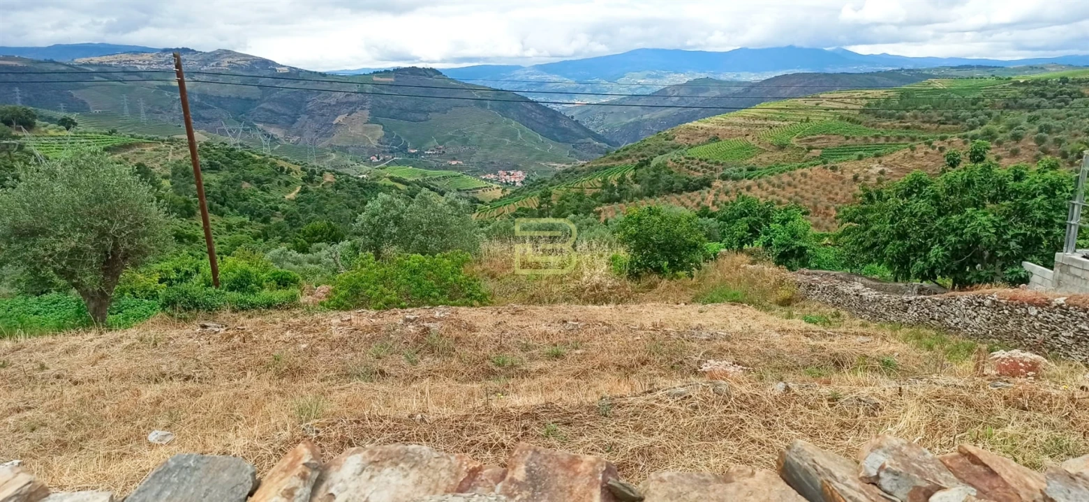 Terreno para Venda em Vila Seca e Santo Adrião Foto 1