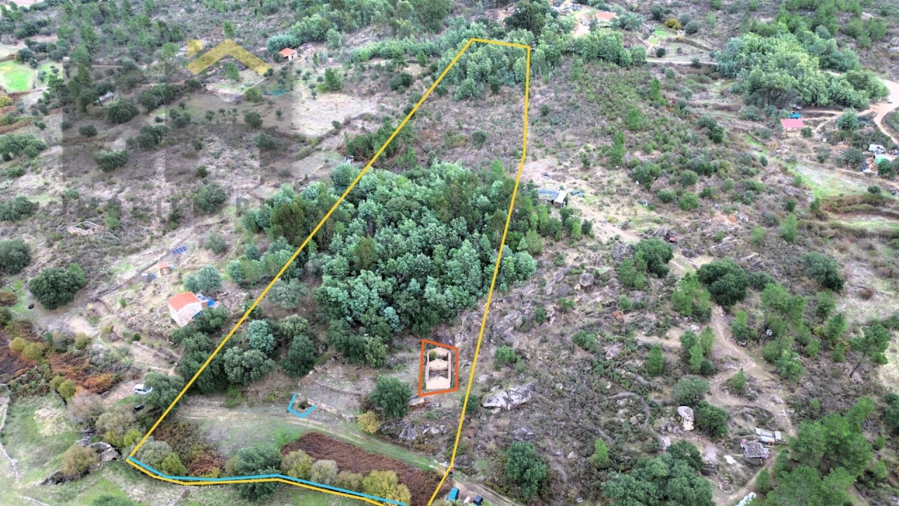 Quinta T0 para Venda em Póvoa de Rio de Moinhos e Cafede Foto 1