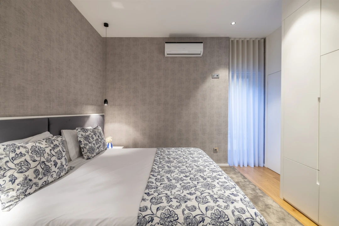 Apartamento T2 para Arrendamento férias em Braga (São José de São Lázaro e São João do Souto) Foto 12