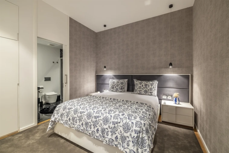 Apartamento T2 para Arrendamento férias em Braga (São José de São Lázaro e São João do Souto) Foto 13