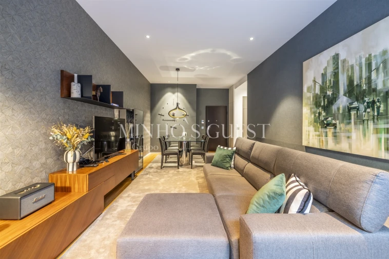 Apartamento T2 para Arrendamento férias em Braga (São José de São Lázaro e São João do Souto) Foto 6