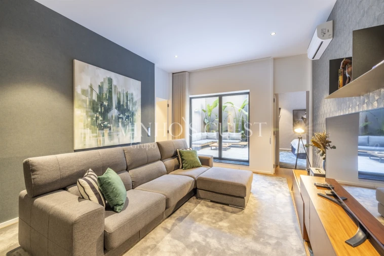 Apartamento T2 para Arrendamento férias em Braga (São José de São Lázaro e São João do Souto) Foto 2