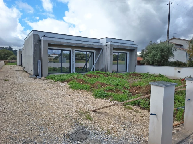 Moradia T3 para Venda em Mortágua, Vale de Remígio, Cortegaça e Almaça Foto 1