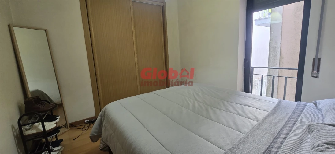 Apartamento T1 para Venda em Nelas Foto 4