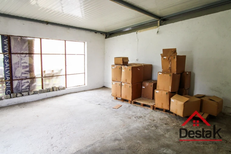 Moradia T6 para Venda em Abraveses Foto 38