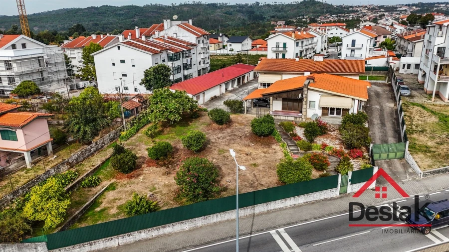 Moradia T6 para Venda em Abraveses Foto 44