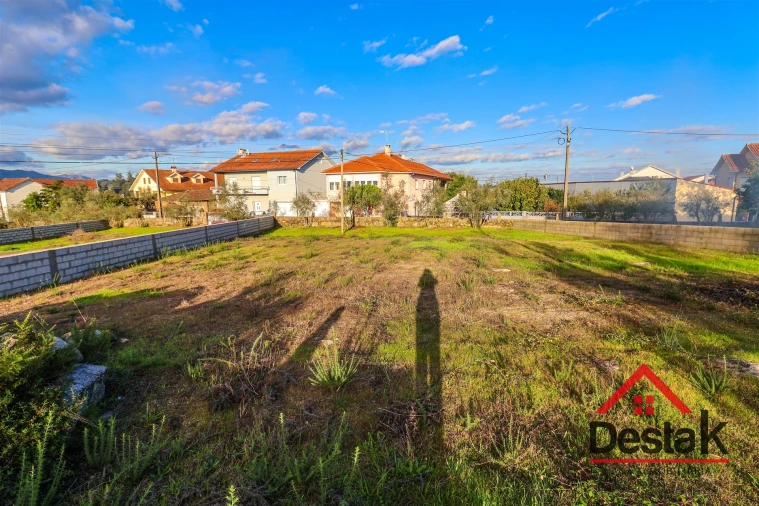 Terreno para Venda em Molelos Foto 6
