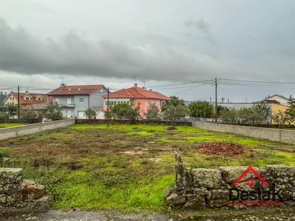 Terreno para Venda em Molelos Foto 8