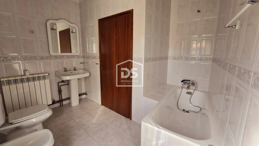 Quinta T3 para Venda em Mizarela, Pêro Soares e Vila Soeiro Foto 23