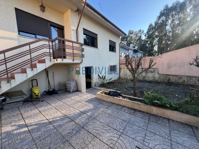 Moradia T3 para Venda em Castêlo da Maia Foto 17