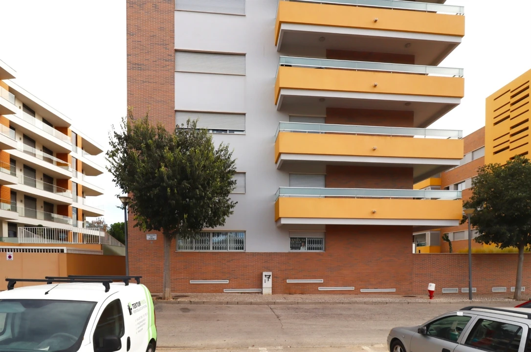Apartamento T2 para Venda em Quarteira Foto 43