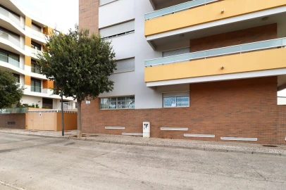 Apartamento T2 para Venda em Quarteira