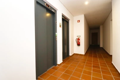 Apartamento T2 para Venda em Quarteira