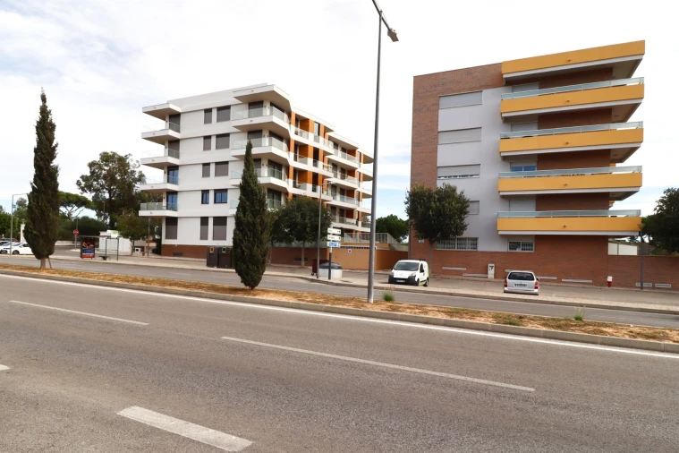 Apartamento T2 para Venda em Quarteira Foto 42