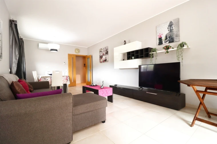 Apartamento T2 para Venda em Quarteira Foto 9