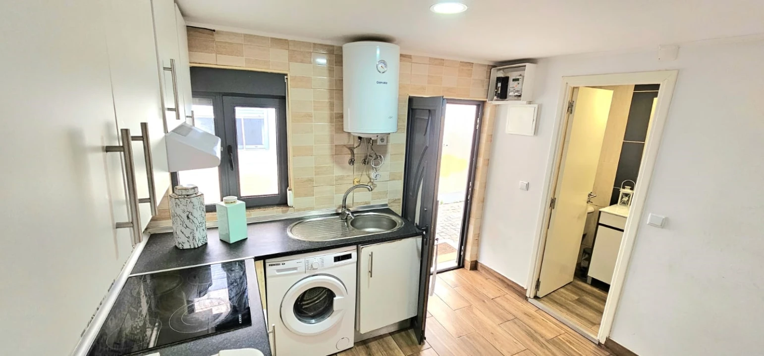 Apartamento T2 para Venda em Covilhã e Canhoso Foto 27