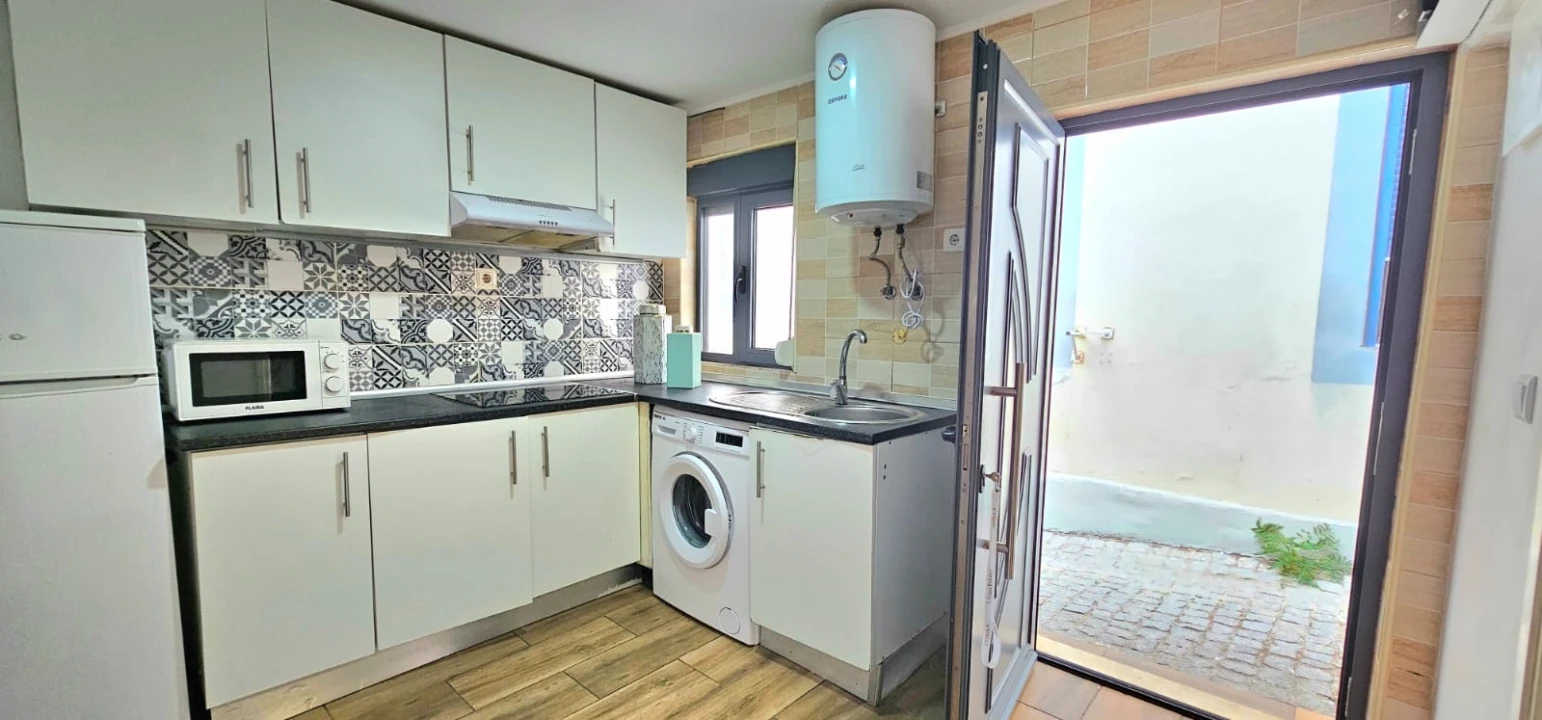 Apartamento T2 para Venda em Covilhã e Canhoso Foto 9
