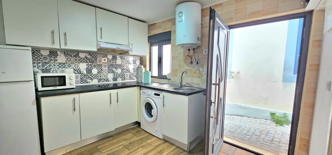 Apartamento T2 para Venda em Covilhã e Canhoso Foto 9
