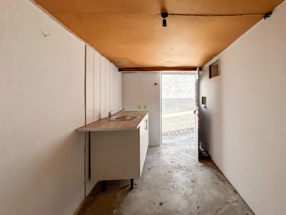 Moradia T1 para Venda em Ladoeiro Foto 12