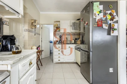 Moradia T5 para Venda em Marvila, Ribeira Santarém, São Salvador, São Nicolau