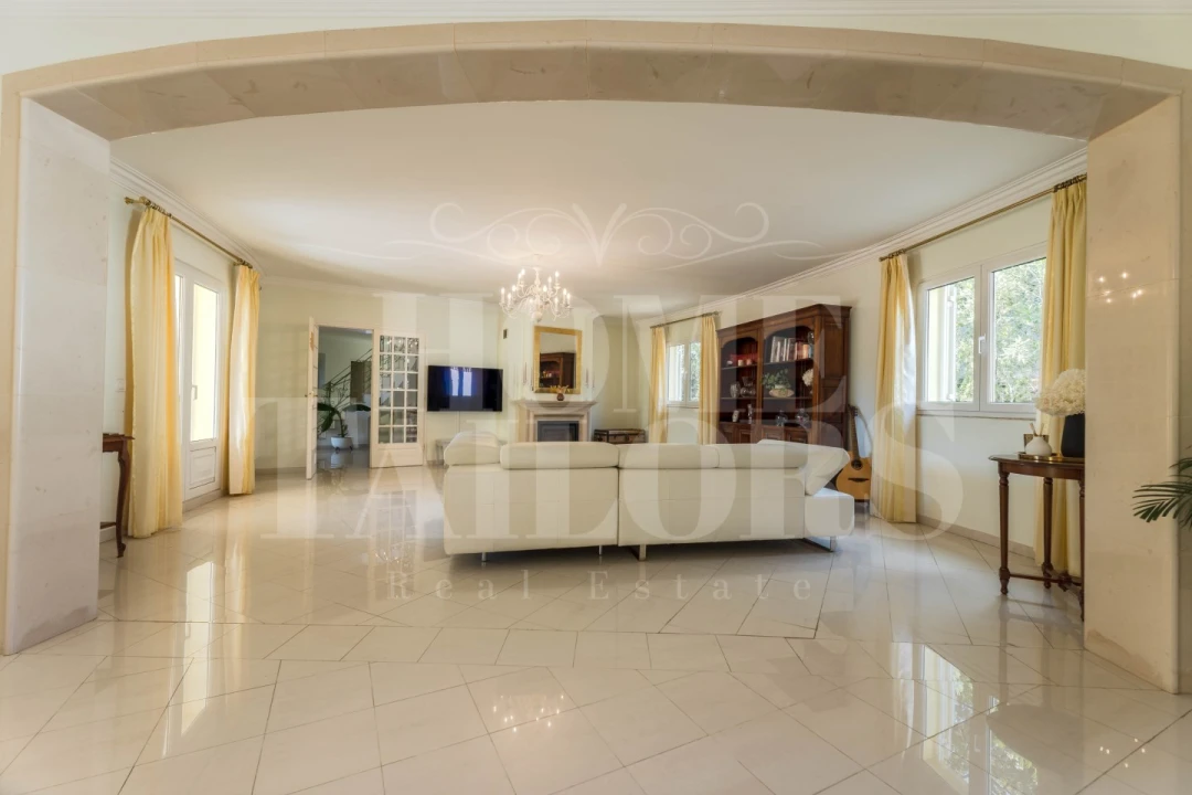 Moradia T6 para Venda em Macieira de Cambra Foto 11