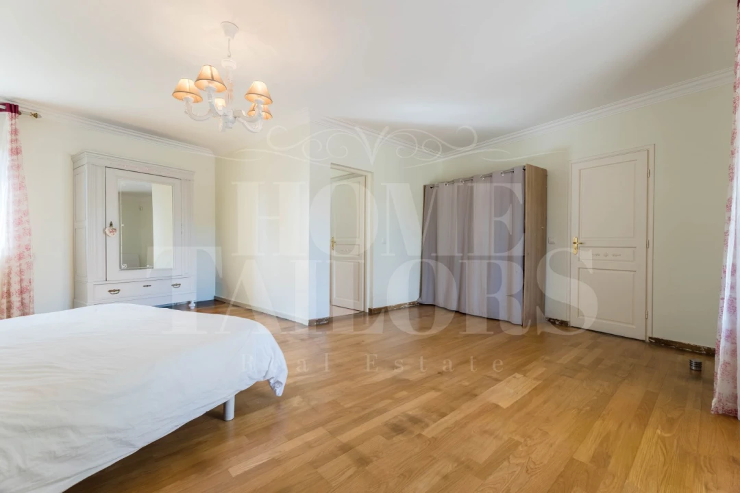 Moradia T6 para Venda em Macieira de Cambra Foto 21