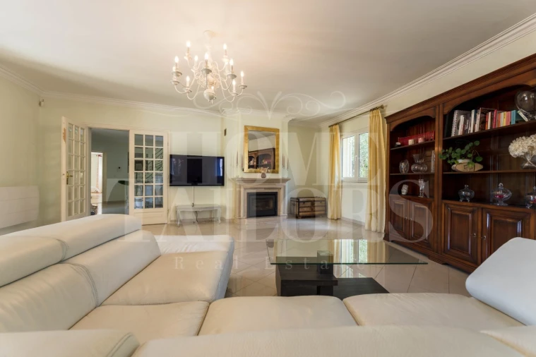 Moradia T6 para Venda em Macieira de Cambra Foto 12