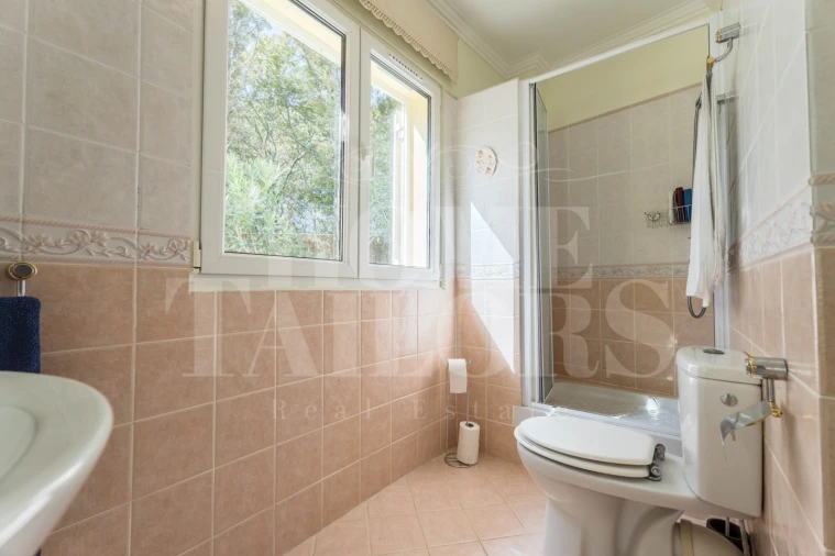 Moradia T6 para Venda em Macieira de Cambra Foto 17