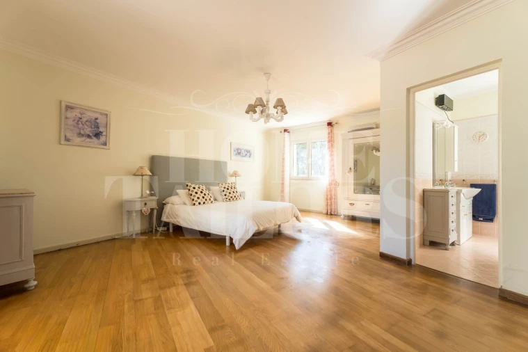 Moradia T6 para Venda em Macieira de Cambra Foto 18