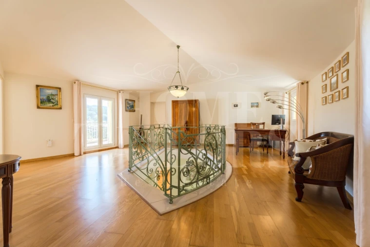 Moradia T6 para Venda em Macieira de Cambra Foto 24