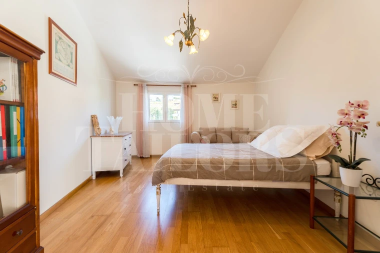 Moradia T6 para Venda em Macieira de Cambra Foto 33