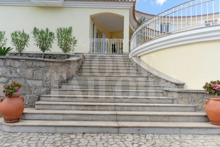 Moradia T6 para Venda em Macieira de Cambra Foto 56